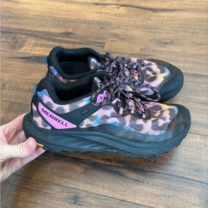 Merrell Women's Antora 3 Rainbow Leopard Trail Running Shoes Seize 7.5